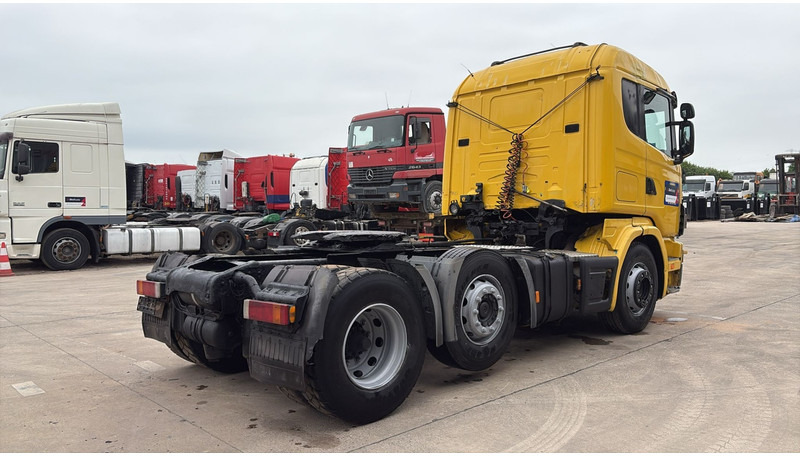Scania 124-420 (6X2 / 8 TYRES / ORIGINAL TRACTOR UNIT / FRONT STEEL) - Cabeza tractora: foto 5 Scania 124-420 (6X2 / 8 TYRES / ORIGINAL TRACTOR UNIT / FRONT STEEL) - Cabeza tractora: foto 5