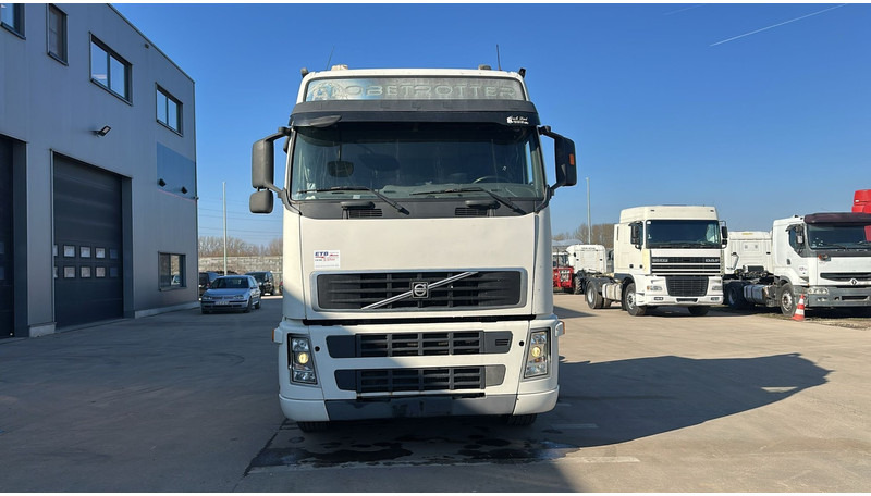 Volvo FH 400 (GOOD CONDITION / CLEAN CHASSIS / EURO 5) - Cabeza tractora: foto 2 Volvo FH 400 (GOOD CONDITION / CLEAN CHASSIS / EURO 5) - Cabeza tractora: foto 2