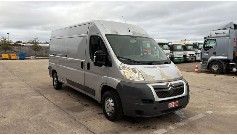Citroën Jumper (3.0L / BELGIAN VAN / GOOD CONDITION / EURO 4 / 3 SEATS / L3H2 / AIRCO) - Furgón: foto 3 Citroën Jumper (3.0L / BELGIAN VAN / GOOD CONDITION / EURO 4 / 3 SEATS / L3H2 / AIRCO) - Furgón: foto 3