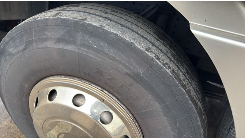 Camión caja cerrada Iveco Eurotech 190 E 38 (BELGIAN TRUCK / PERFECT CONDITION / MANUAL PUMP / MANUAL GEARBOX): foto 9