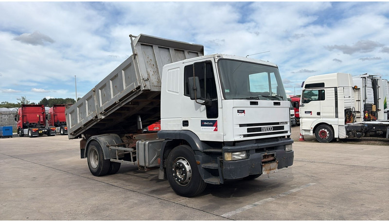 Iveco Eurotech 190 (POMPE MANUELLE / MANUAL PUMP / MANUAL GEARBOX / BOITE MANUELLE / LAMES) - Semirremolque volquete: foto 3 Iveco Eurotech 190 (POMPE MANUELLE / MANUAL PUMP / MANUAL GEARBOX / BOITE MANUELLE / LAMES) - Semirremolque volquete: foto 3