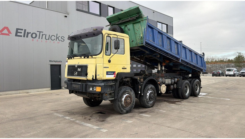 MAN 35.402 (8X8 / BIG AXLES / GRAND PONT / LAMES / STEEL SUSP. / 6 CYLINDER) - Camión volquete: foto 1 MAN 35.402 (8X8 / BIG AXLES / GRAND PONT / LAMES / STEEL SUSP. / 6 CYLINDER) - Camión volquete: foto 1