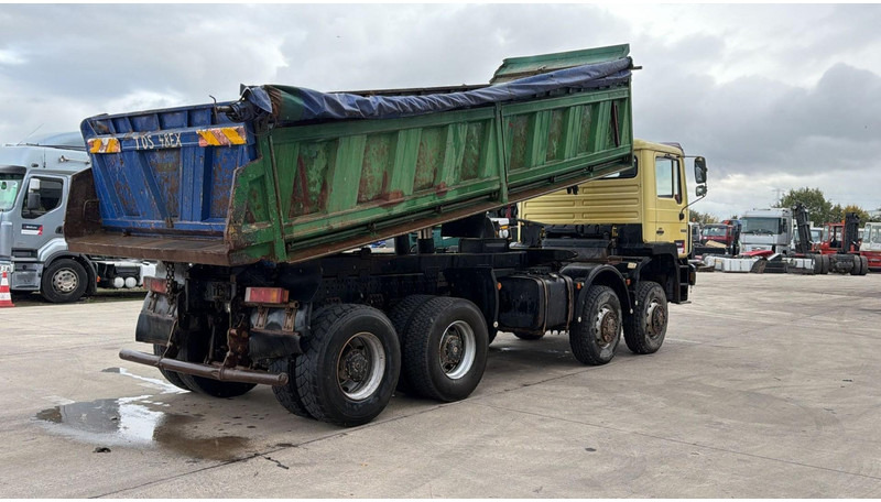 MAN 35.402 (8X8 / BIG AXLES / GRAND PONT / LAMES / STEEL SUSP. / 6 CYLINDER) - Camión volquete: foto 4 MAN 35.402 (8X8 / BIG AXLES / GRAND PONT / LAMES / STEEL SUSP. / 6 CYLINDER) - Camión volquete: foto 4