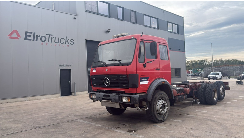 Mercedes-Benz SK 2233 (GRAND PONT / V8 AVEC 2X TURBO / BIG AXLE) - Camión chasis: foto 1 Mercedes-Benz SK 2233 (GRAND PONT / V8 AVEC 2X TURBO / BIG AXLE) - Camión chasis: foto 1