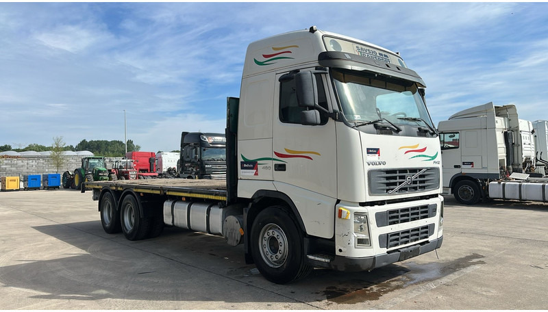 Volvo FH 12 - 460 (BOITE MANUELLE / MANUAL GEARBOX / 10 TYRES / 6X2 / AC / AIRCO) - Camión caja abierta: foto 3 Volvo FH 12 - 460 (BOITE MANUELLE / MANUAL GEARBOX / 10 TYRES / 6X2 / AC / AIRCO) - Camión caja abierta: foto 3