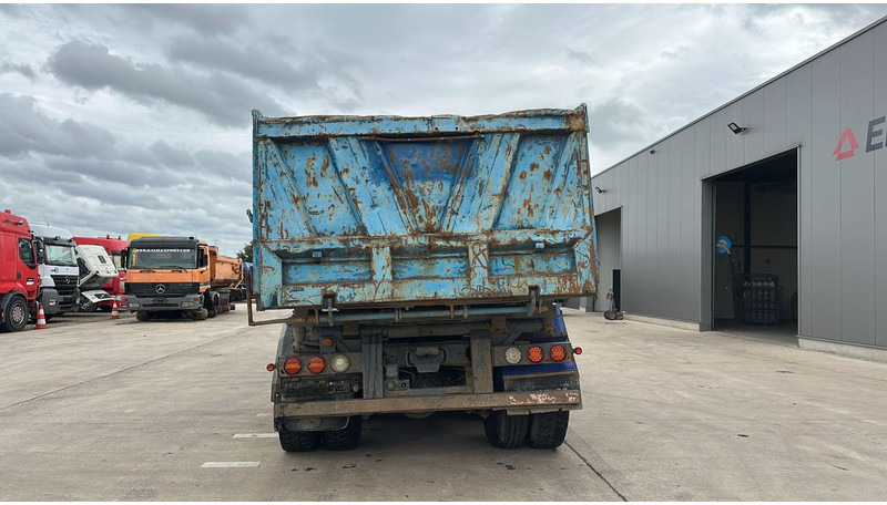 Volvo FL 12.380 (8X4 /STEEL SUSP. / BOITE MANUELLE / MANUAL GEARBOX) - Camión volquete: foto 5 Volvo FL 12.380 (8X4 /STEEL SUSP. / BOITE MANUELLE / MANUAL GEARBOX) - Camión volquete: foto 5