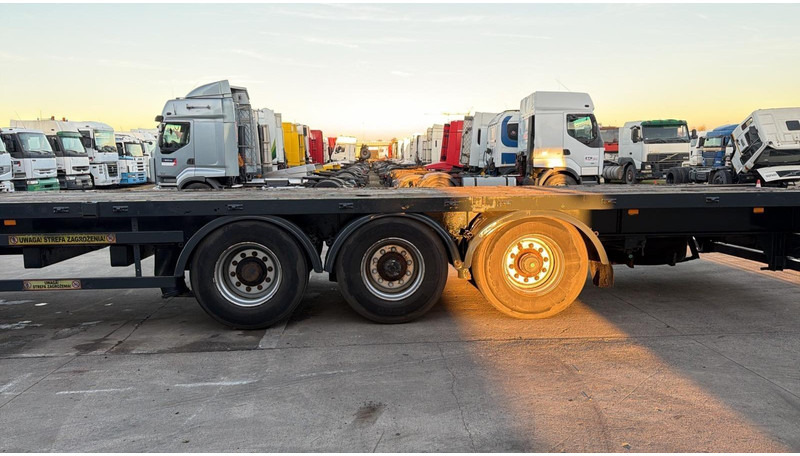 Semirremolque plataforma/ Caja abierta Wismut TAMBOURS / DRUM BRAKES (DRUM BRAKES / FREINS TAMBOURS): foto 9 Semirremolque plataforma/ Caja abierta Wismut TAMBOURS / DRUM BRAKES (DRUM BRAKES / FREINS TAMBOURS): foto 9