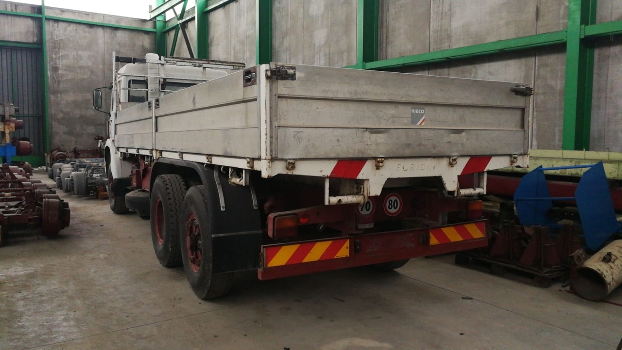 Iveco 190.26 RHD - Camión caja abierta: foto 1 Iveco 190.26 RHD - Camión caja abierta: foto 1