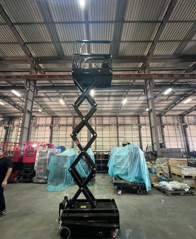GALEN 4+2m Scissor Lift - Plataforma de tijeras: foto 2 GALEN 4+2m Scissor Lift - Plataforma de tijeras: foto 2