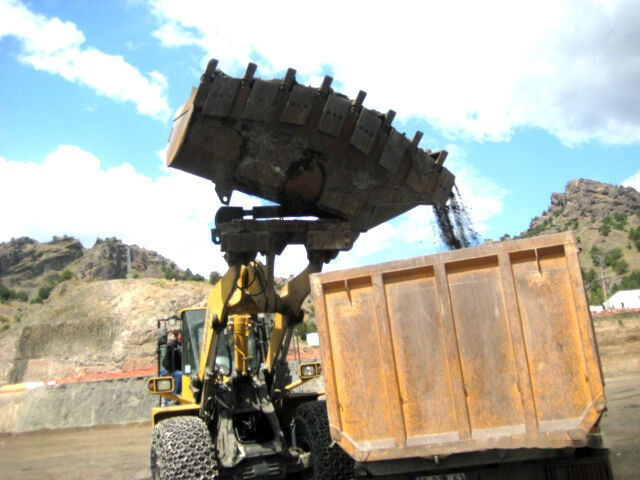 Komatsu HIGH DUMPING BUCKET - Cazo cargador: foto 2 Komatsu HIGH DUMPING BUCKET - Cazo cargador: foto 2
