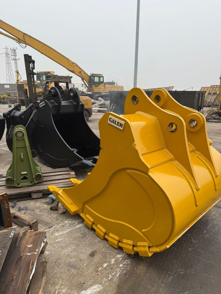 Komatsu PC300 Reinforced General Purpose Bucket - Cazo para excavadora: foto 4 Komatsu PC300 Reinforced General Purpose Bucket - Cazo para excavadora: foto 4