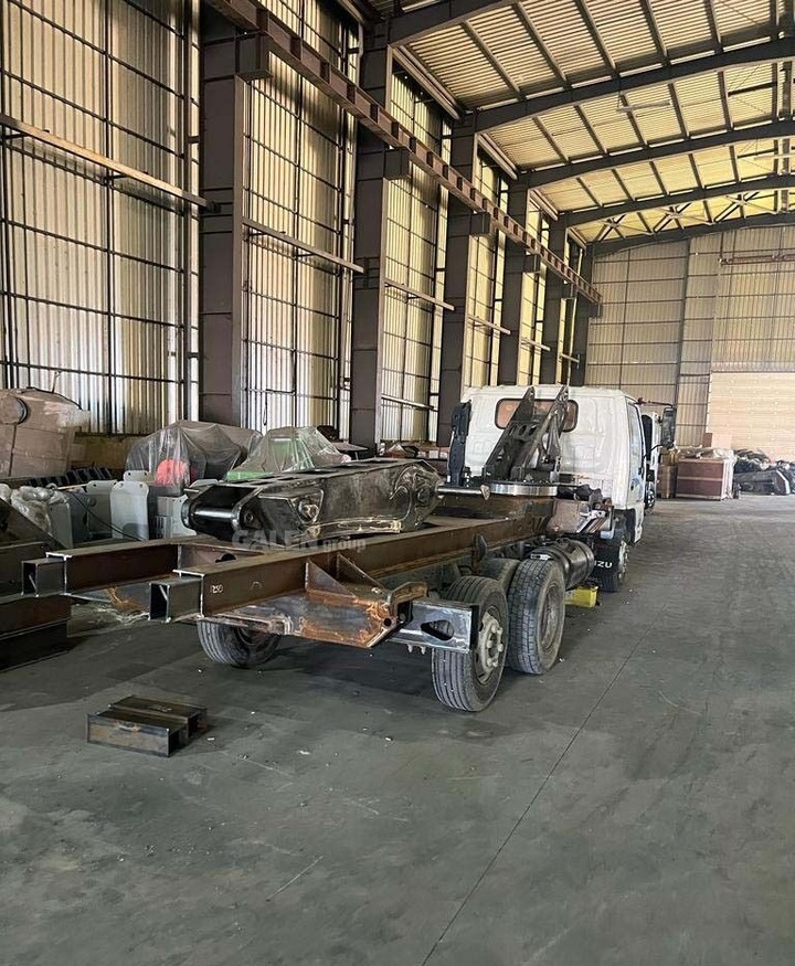 New Knuckle Crane Boom - Grúa: foto 1 New Knuckle Crane Boom - Grúa: foto 1