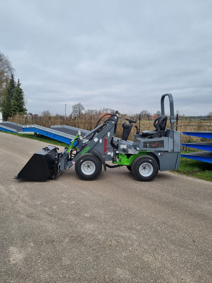 WCM -L1460 shovel met beugel - Cargadora de ruedas: foto 3 WCM -L1460 shovel met beugel - Cargadora de ruedas: foto 3