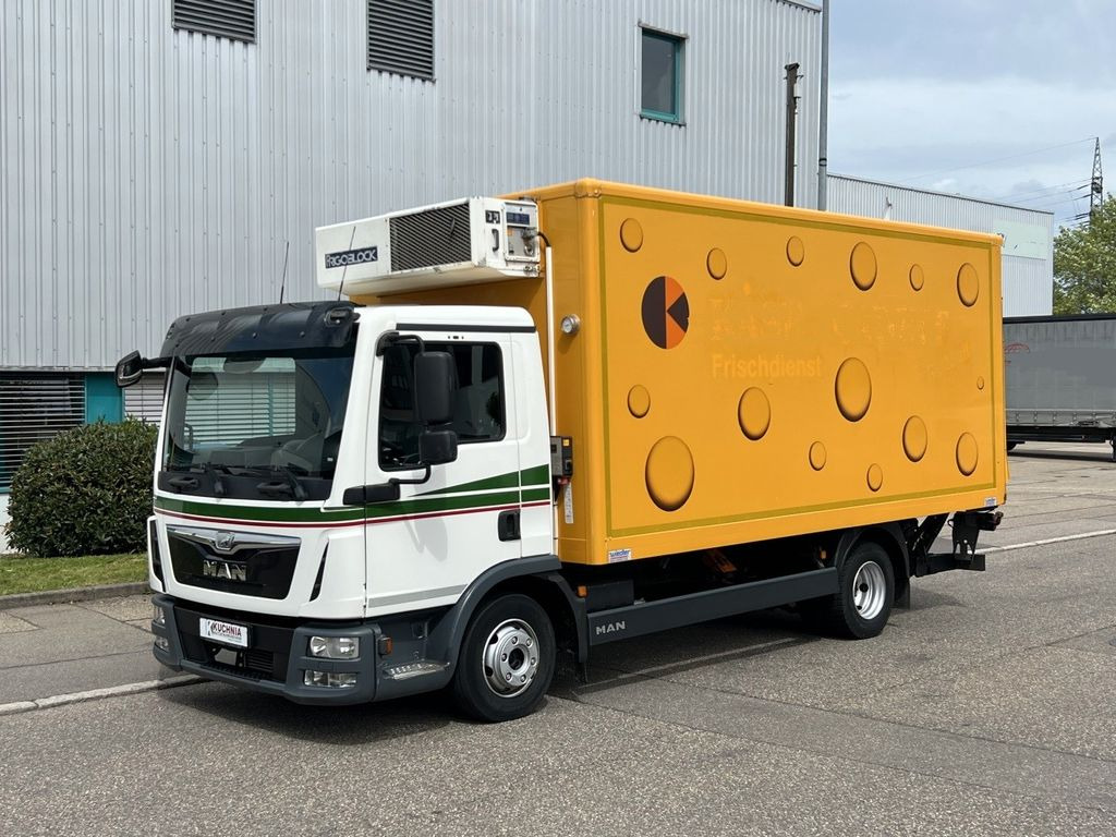 MAN TGL 8.220 Kühlkoffer 5,26m LBW Klima Luftgef. MAN TGL 8.220 Kühlkoffer 5,26m LBW Klima Luftgef. - Furgoneta frigorifica: foto 3 MAN TGL 8.220 Kühlkoffer 5,26m LBW Klima Luftgef. MAN TGL 8.220 Kühlkoffer 5,26m LBW Klima Luftgef. - Furgoneta frigorifica: foto 3