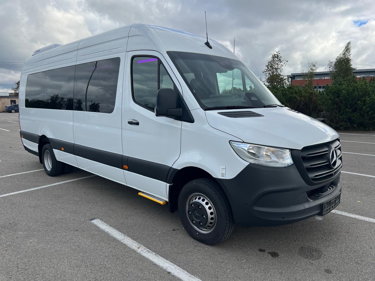 Mercedes-Benz Sprinter 517 Komfort XL, 21 SS - Minibús, Furgoneta de pasajeros: foto 1 Mercedes-Benz Sprinter 517 Komfort XL, 21 SS - Minibús, Furgoneta de pasajeros: foto 1