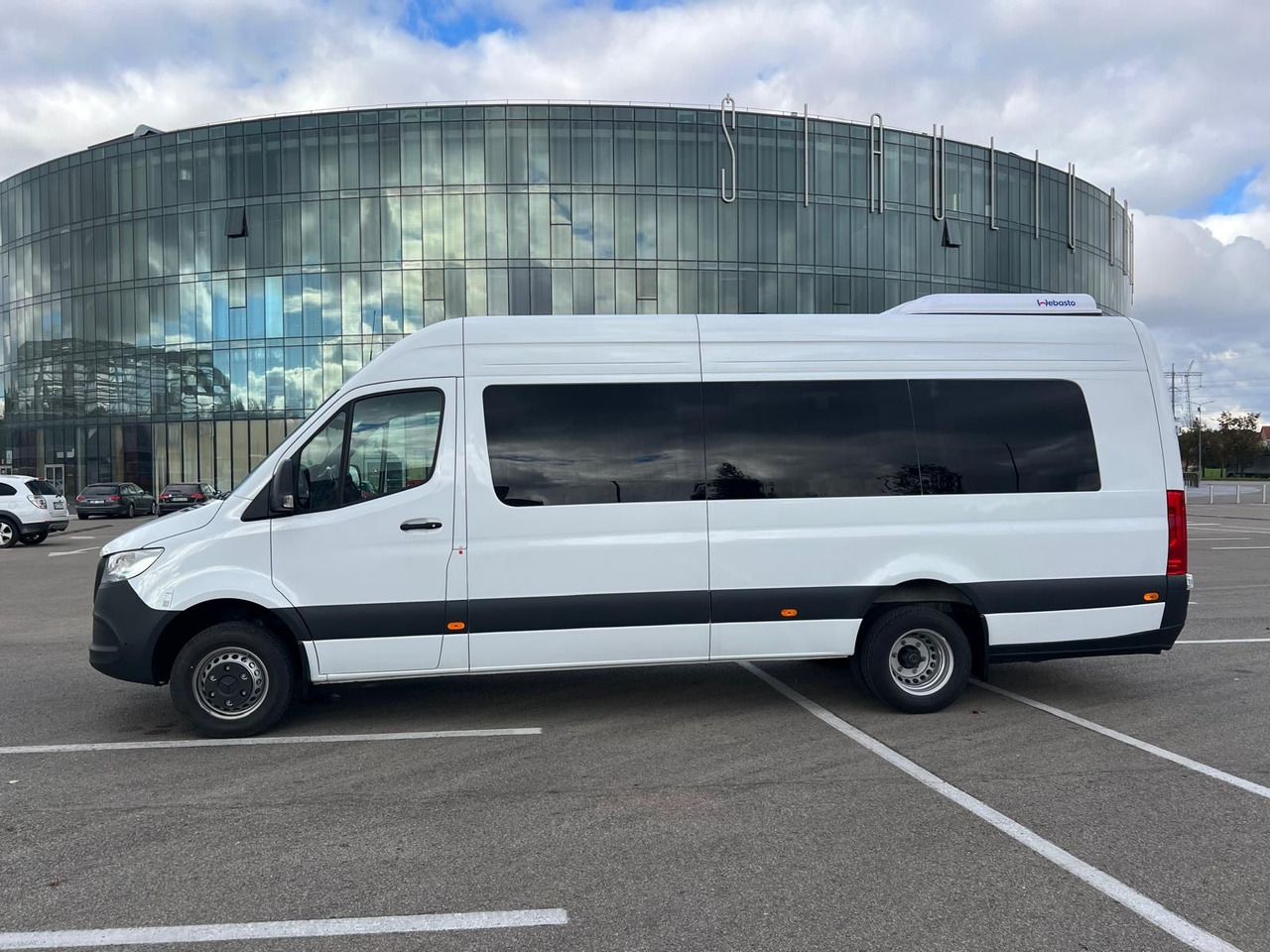 Mercedes-Benz Sprinter 517 Komfort XL, 21 SS - Minibús, Furgoneta de pasajeros: foto 4 Mercedes-Benz Sprinter 517 Komfort XL, 21 SS - Minibús, Furgoneta de pasajeros: foto 4