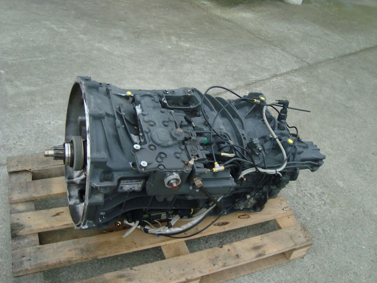 DAF 12S2330TD DAF XF 106 105 - Caja de cambios para Camión: foto 1 DAF 12S2330TD DAF XF 106 105 - Caja de cambios para Camión: foto 1