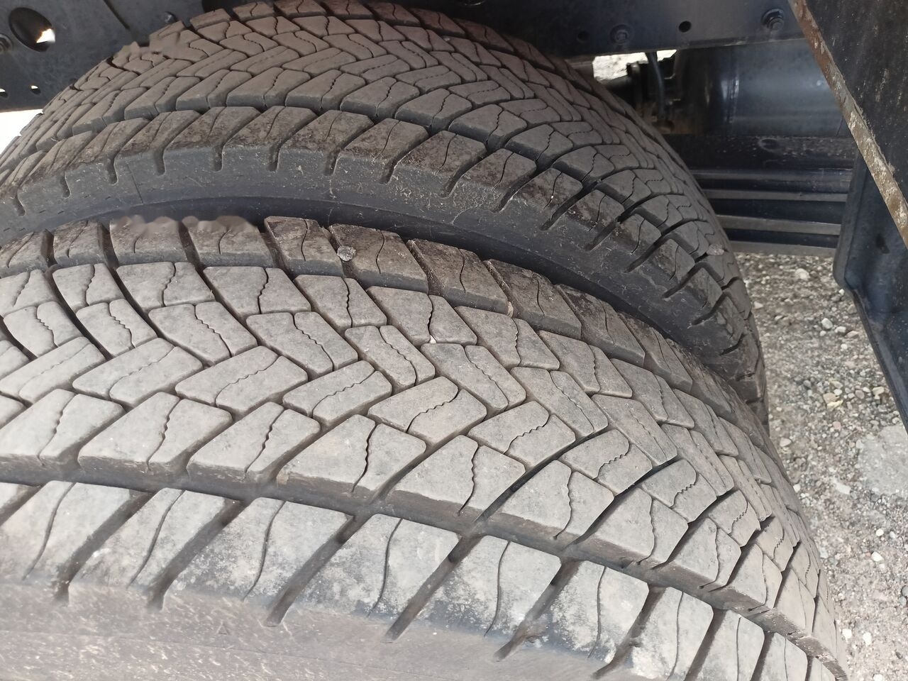 Camión volquete Mercedes-Benz Atego1530: foto 10