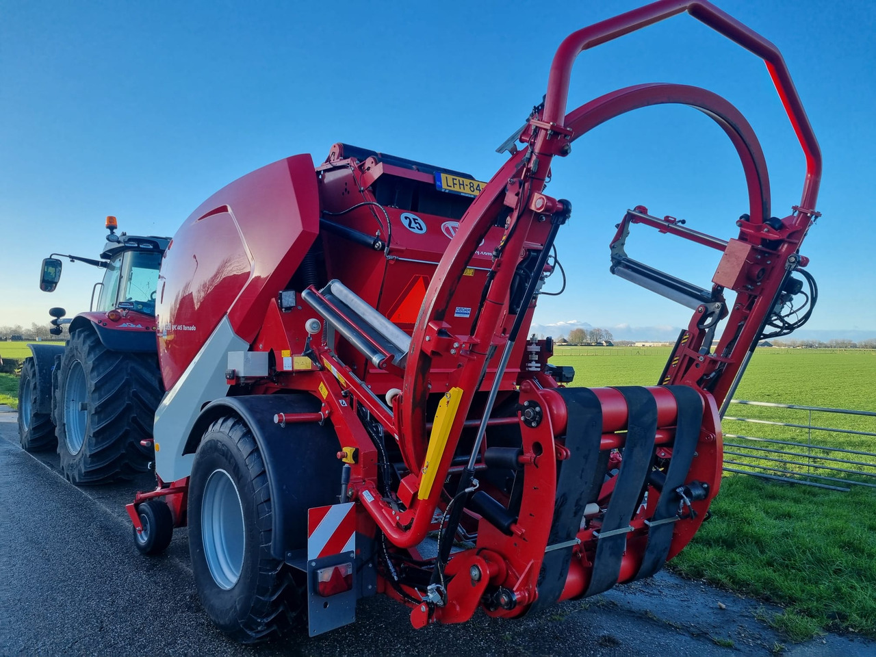 Lely-Welger RPC 160V - Encintadora de pacas: foto 3 Lely-Welger RPC 160V - Encintadora de pacas: foto 3