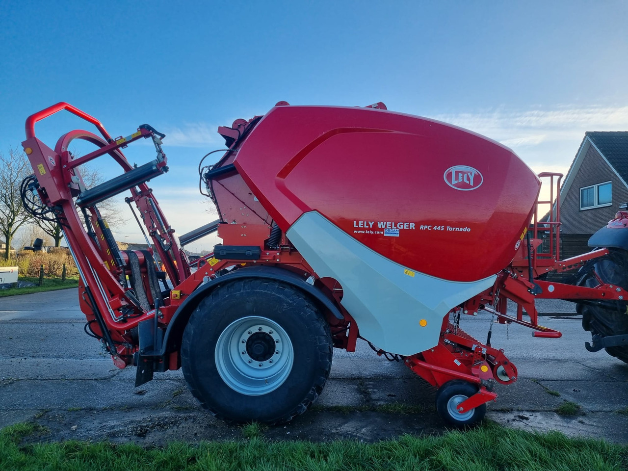 Lely-Welger RPC 160V - Encintadora de pacas: foto 1 Lely-Welger RPC 160V - Encintadora de pacas: foto 1