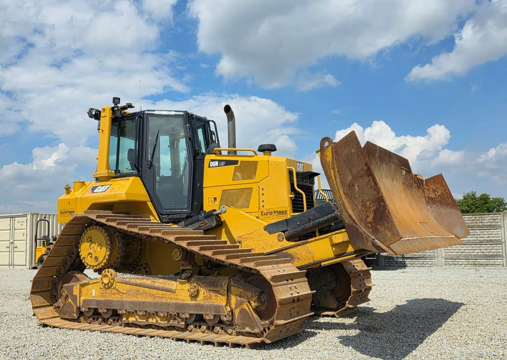 Caterpillar Caterpillar D6N LGP, 2017 ROK, PODWOZIE 80% DOBRE - Bulldozer: foto 1 Caterpillar Caterpillar D6N LGP, 2017 ROK, PODWOZIE 80% DOBRE - Bulldozer: foto 1