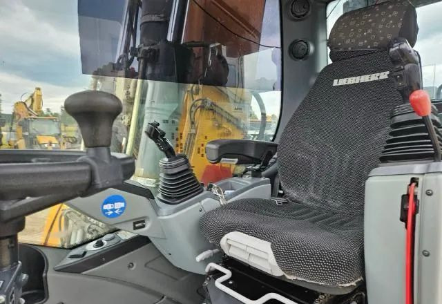 Liebherr A 916 Litronic, 2019 ROK, PODPORY + PŁUG, 6100 MTH - Excavadora de ruedas: foto 3 Liebherr A 916 Litronic, 2019 ROK, PODPORY + PŁUG, 6100 MTH - Excavadora de ruedas: foto 3