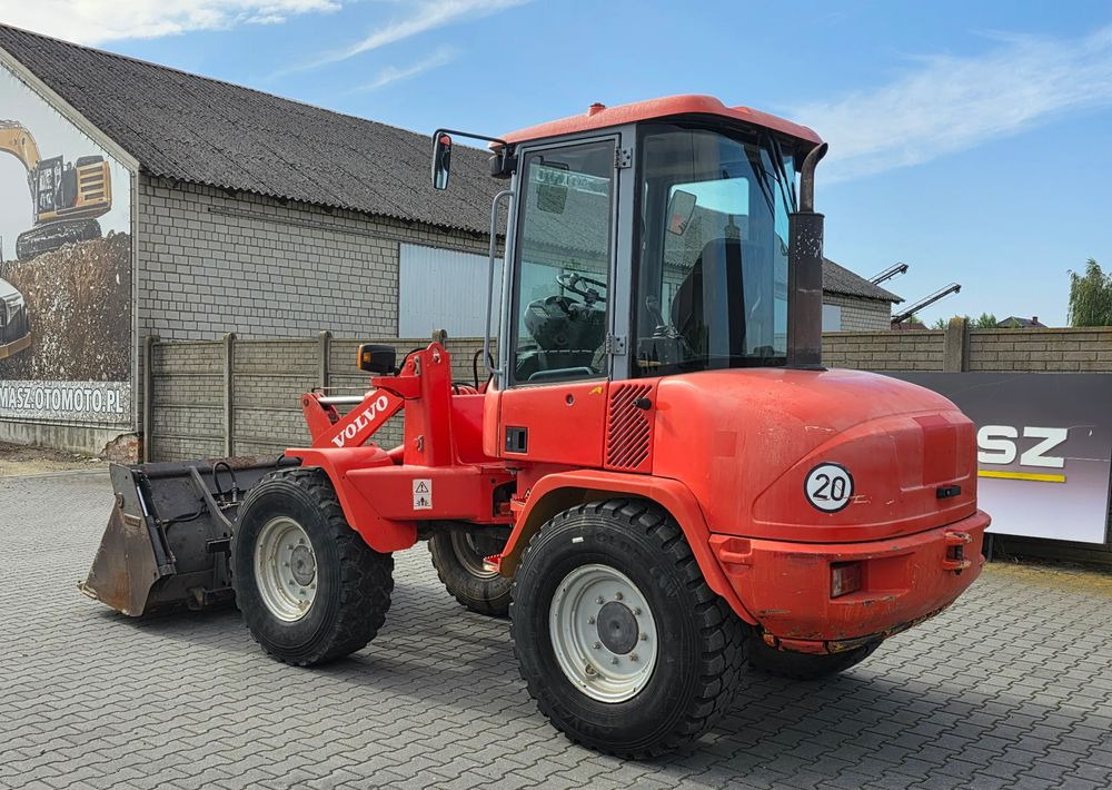 Volvo L30B ZX, 2008 ROK, 6600 MTH, ŁYŻKA OTWIERANA + WIDŁY - Cargadora de ruedas: foto 3 Volvo L30B ZX, 2008 ROK, 6600 MTH, ŁYŻKA OTWIERANA + WIDŁY - Cargadora de ruedas: foto 3