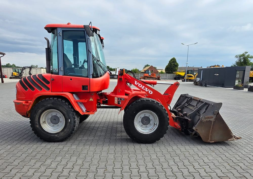 Volvo L30B ZX, 2008 ROK, 6600 MTH, ŁYŻKA OTWIERANA + WIDŁY - Cargadora de ruedas: foto 5 Volvo L30B ZX, 2008 ROK, 6600 MTH, ŁYŻKA OTWIERANA + WIDŁY - Cargadora de ruedas: foto 5