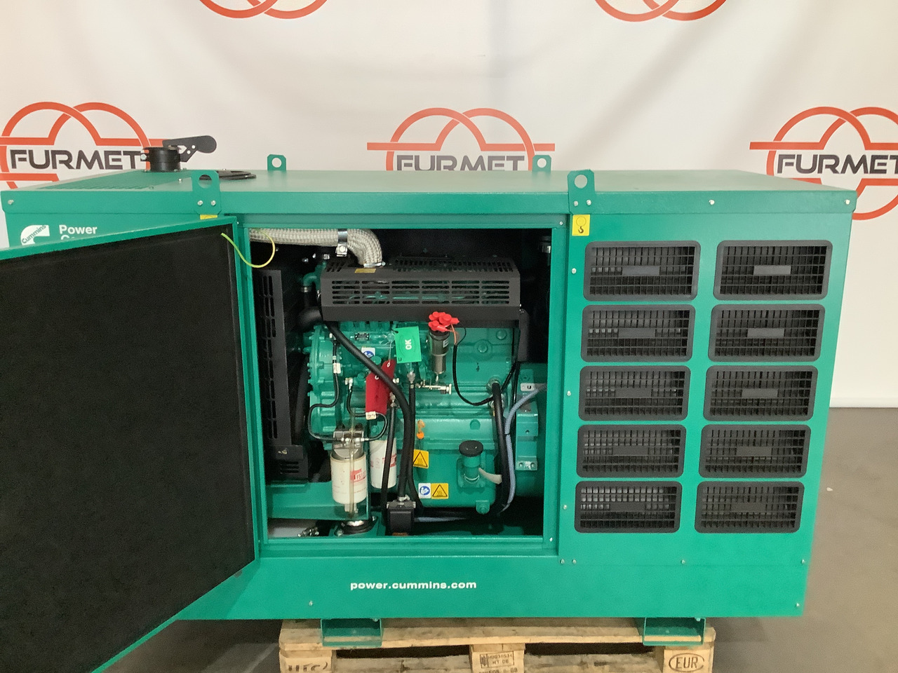 Cummins C38D5EQ. 38KVA Generator. Brand new. - Generador industriale: foto 4 Cummins C38D5EQ. 38KVA Generator. Brand new. - Generador industriale: foto 4
