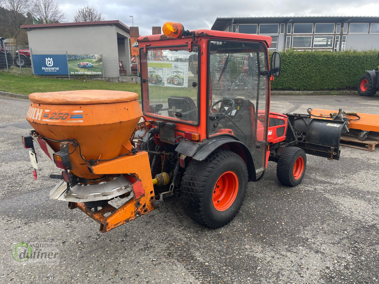 Hako Hakotrac 3000 DA - Tractor municipal: foto 4 Hako Hakotrac 3000 DA - Tractor municipal: foto 4