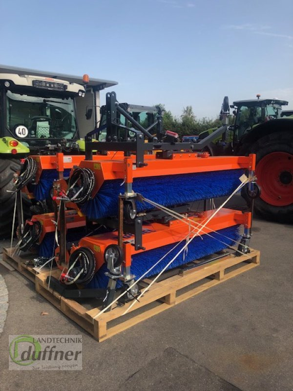 Tuchel Eco 230 Front - Barredora cucharón para Vehículo municipal: foto 1 Tuchel Eco 230 Front - Barredora cucharón para Vehículo municipal: foto 1