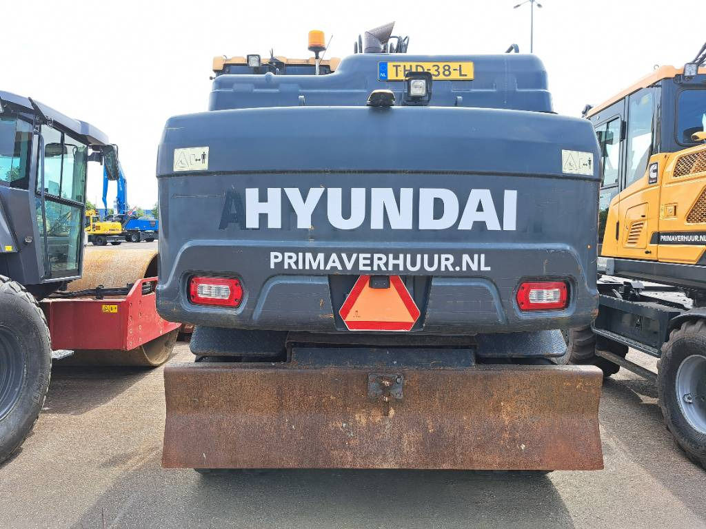 Hyundai HW140 - Excavadora de ruedas: foto 5 Hyundai HW140 - Excavadora de ruedas: foto 5
