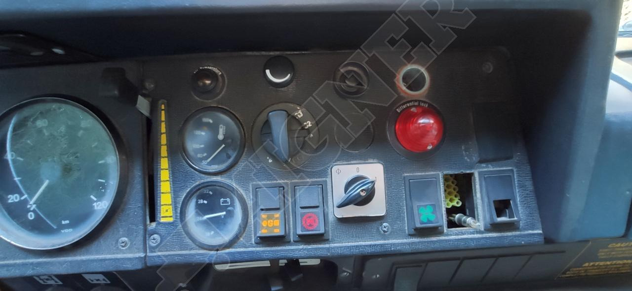Camión caja abierta Steyr 1491 10t 6×6: foto 9