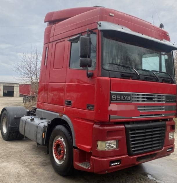 DAF XF 95.430 Tractor head 4x2 - Cabeza tractora: foto 1 DAF XF 95.430 Tractor head 4x2 - Cabeza tractora: foto 1