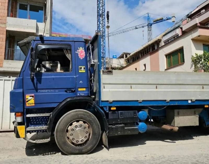 Scania 93 Carne - Camión grúa: foto 3 Scania 93 Carne - Camión grúa: foto 3