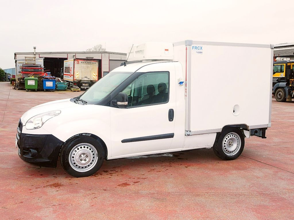 Fiat 1.3 DOBLO KUHLKOFFER RELEC FROD TR22 -20C - Furgoneta frigorifica: foto 4 Fiat 1.3 DOBLO KUHLKOFFER RELEC FROD TR22 -20C - Furgoneta frigorifica: foto 4
