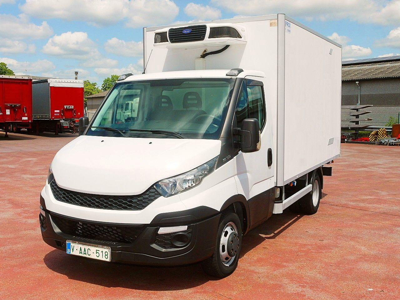 Iveco 35C13 DAILY KUHLKOFFER CARRIER PULSOR 400 AIRCO - Furgoneta frigorifica: foto 5 Iveco 35C13 DAILY KUHLKOFFER CARRIER PULSOR 400 AIRCO - Furgoneta frigorifica: foto 5