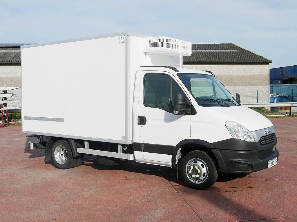 Iveco 35C13 DAILY KUHLKOFFER RELEC FROID TR32 -20C - Furgoneta frigorifica: foto 3 Iveco 35C13 DAILY KUHLKOFFER RELEC FROID TR32 -20C - Furgoneta frigorifica: foto 3