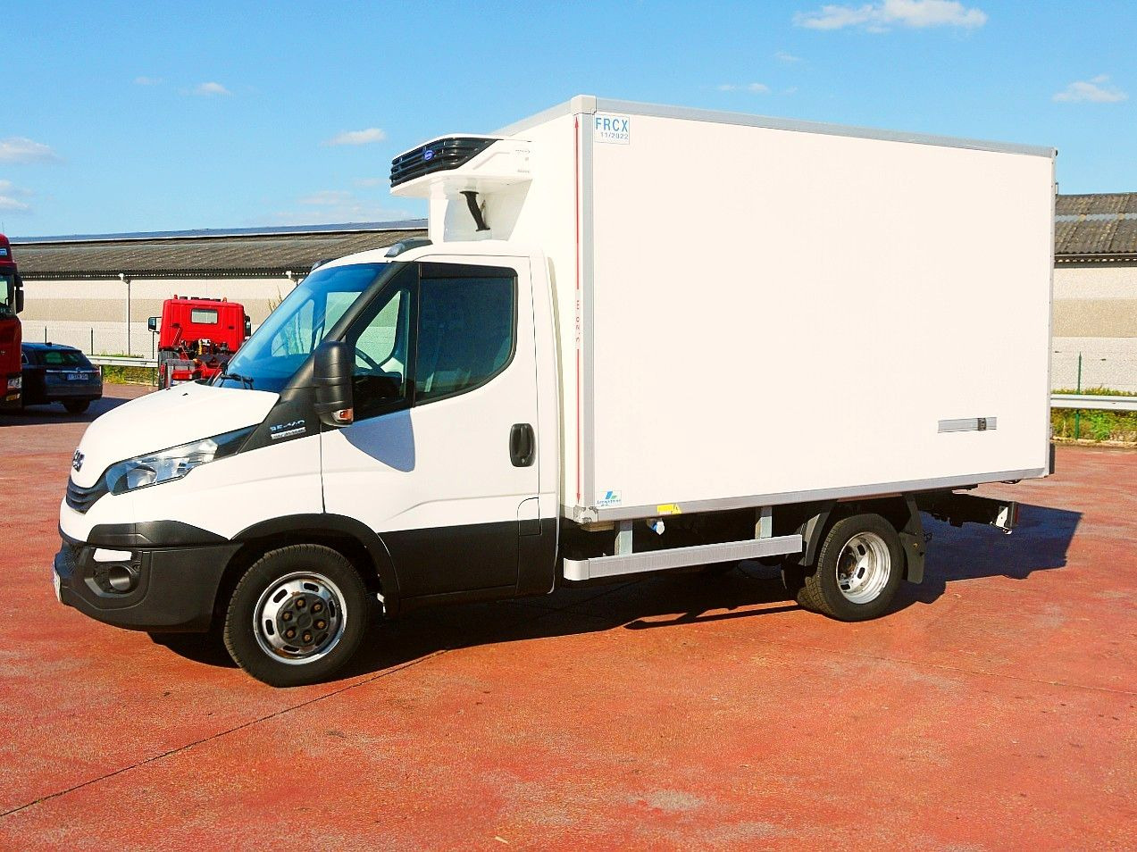 Iveco 35C14 DAILY KUHLKOFER CARRIER XARIOS 350 -20 A/C - Furgoneta frigorifica: foto 3 Iveco 35C14 DAILY KUHLKOFER CARRIER XARIOS 350 -20 A/C - Furgoneta frigorifica: foto 3