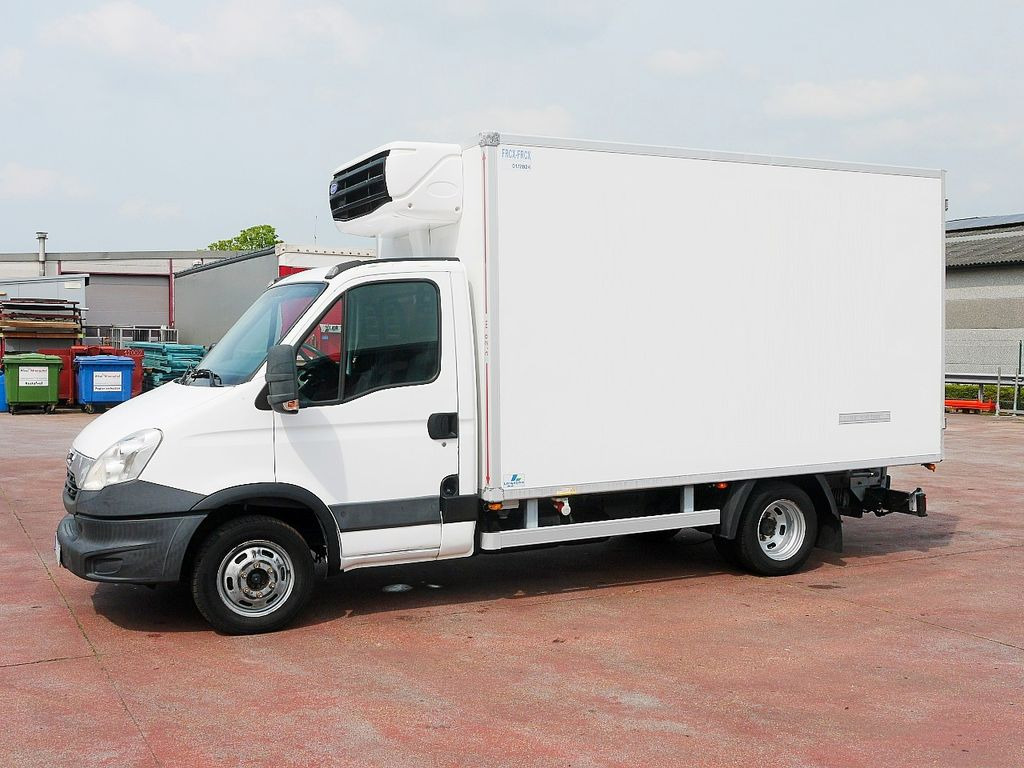 Iveco 35C15 3.0 DAILY KUHLKOFFER CARRIER XARIOS 600 MT - Furgoneta frigorifica: foto 3 Iveco 35C15 3.0 DAILY KUHLKOFFER CARRIER XARIOS 600 MT - Furgoneta frigorifica: foto 3