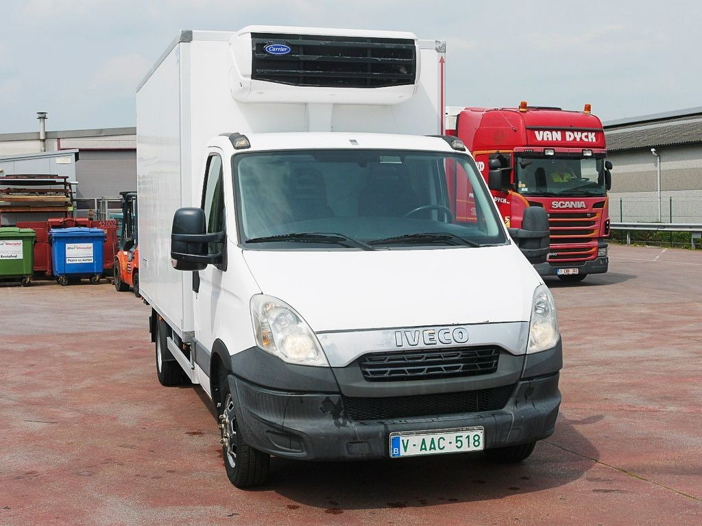 Iveco 35C15 3.0 DAILY KUHLKOFFER CARRIER XARIOS 600 MT - Furgoneta frigorifica: foto 1 Iveco 35C15 3.0 DAILY KUHLKOFFER CARRIER XARIOS 600 MT - Furgoneta frigorifica: foto 1