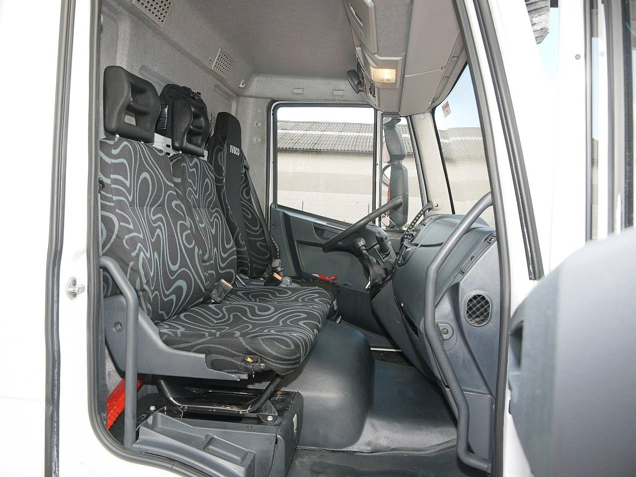 Camión frigorífico Iveco 75E16 EUROCARGO KUHOKOFFER ZANOTTI  -30C Iveco 75E16 EUROCARGO KUHOKOFFER ZANOTTI  -30C: foto 10