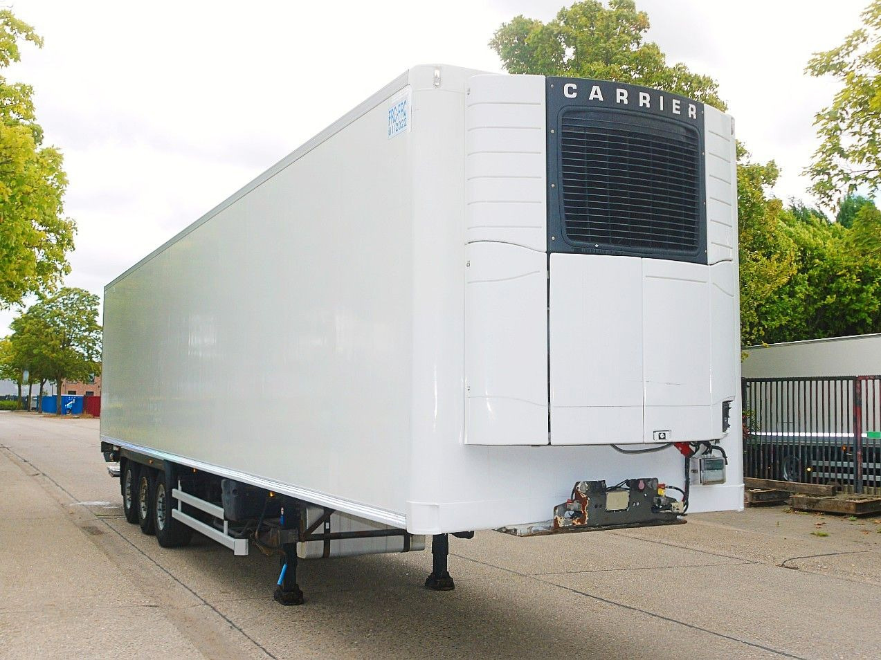 Lamberet CARRIER VECTOR 1950 MULTI TEMP. SAF. LADBORDWAND - Semirremolque frigorífico: foto 4 Lamberet CARRIER VECTOR 1950 MULTI TEMP. SAF. LADBORDWAND - Semirremolque frigorífico: foto 4