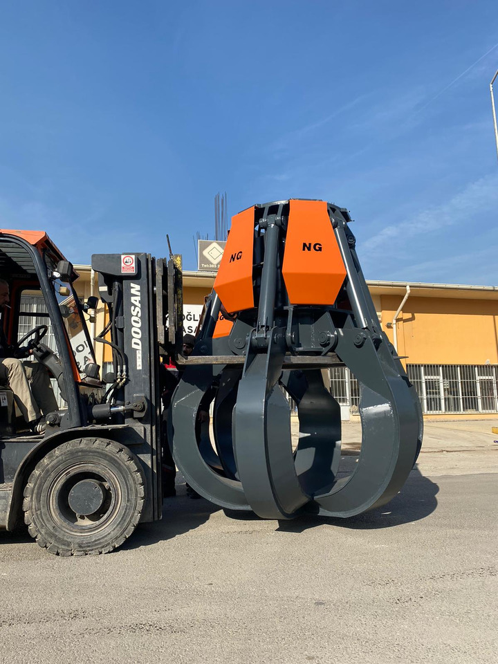 ORANGE PEEL SCRAP GRAPPLE / POLYP GRABS - NG ATTACHMENTS - Pinza de manipulación para Excavadora: foto 2 ORANGE PEEL SCRAP GRAPPLE / POLYP GRABS - NG ATTACHMENTS - Pinza de manipulación para Excavadora: foto 2
