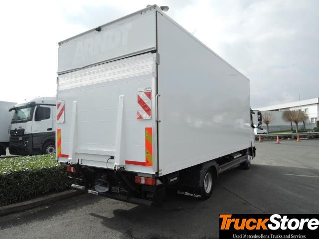Mercedes-Benz Atego 821 L - Furgoneta caja cerrada: foto 4 Mercedes-Benz Atego 821 L - Furgoneta caja cerrada: foto 4