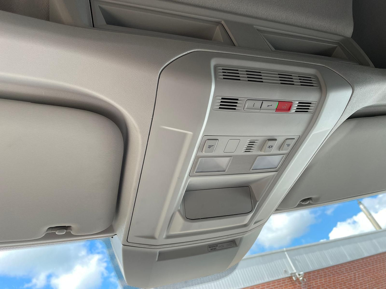 Furgón, Furgoneta combi MAN TGE 3.160 L3H3 MIXTO LED AHK NAVI GRA RWD SITZH: foto 18 Furgón, Furgoneta combi MAN TGE 3.160 L3H3 MIXTO LED AHK NAVI GRA RWD SITZH: foto 18