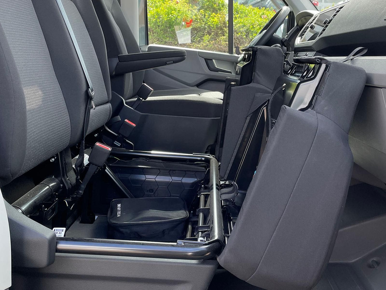 Furgón, Furgoneta combi MAN TGE 3.160 L3H3 MIXTO LED AHK NAVI GRA RWD SITZH: foto 21 Furgón, Furgoneta combi MAN TGE 3.160 L3H3 MIXTO LED AHK NAVI GRA RWD SITZH: foto 21