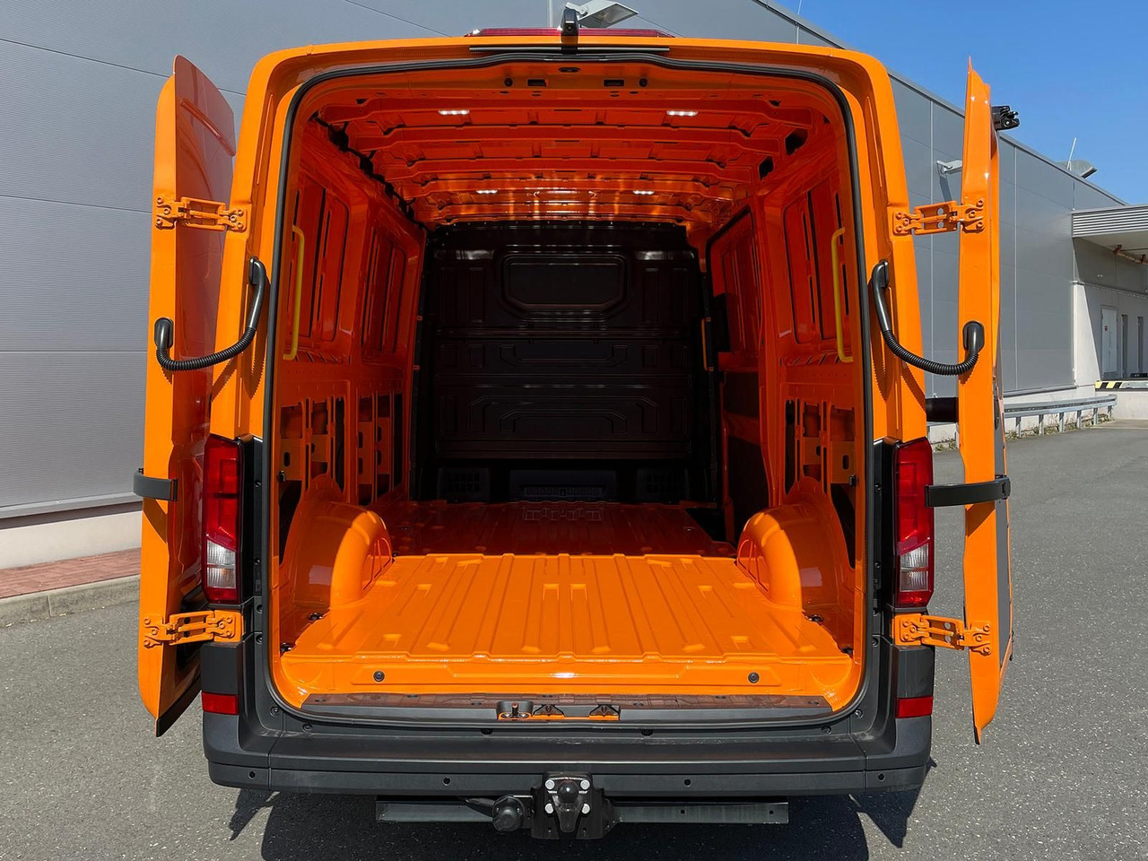 Furgón MAN TGE 3.180 Kasten L3H2 4x4 AUTOM ACC NAVI: foto 11
