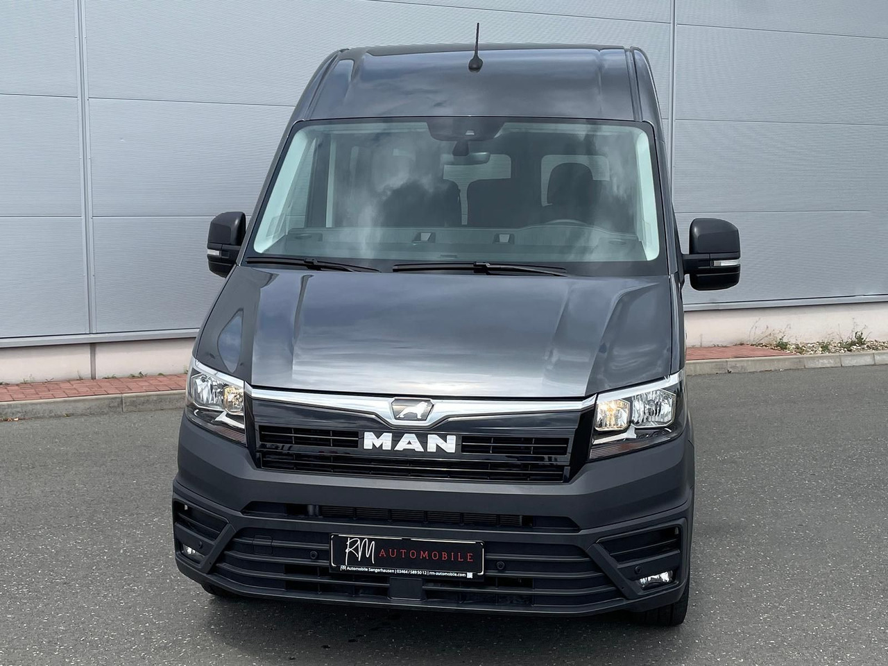 MAN TGE 3.180 Kombi L3H2 4x4 TEMPOMAT KAMERA 8-SITZE - Coche: foto 4 MAN TGE 3.180 Kombi L3H2 4x4 TEMPOMAT KAMERA 8-SITZE - Coche: foto 4