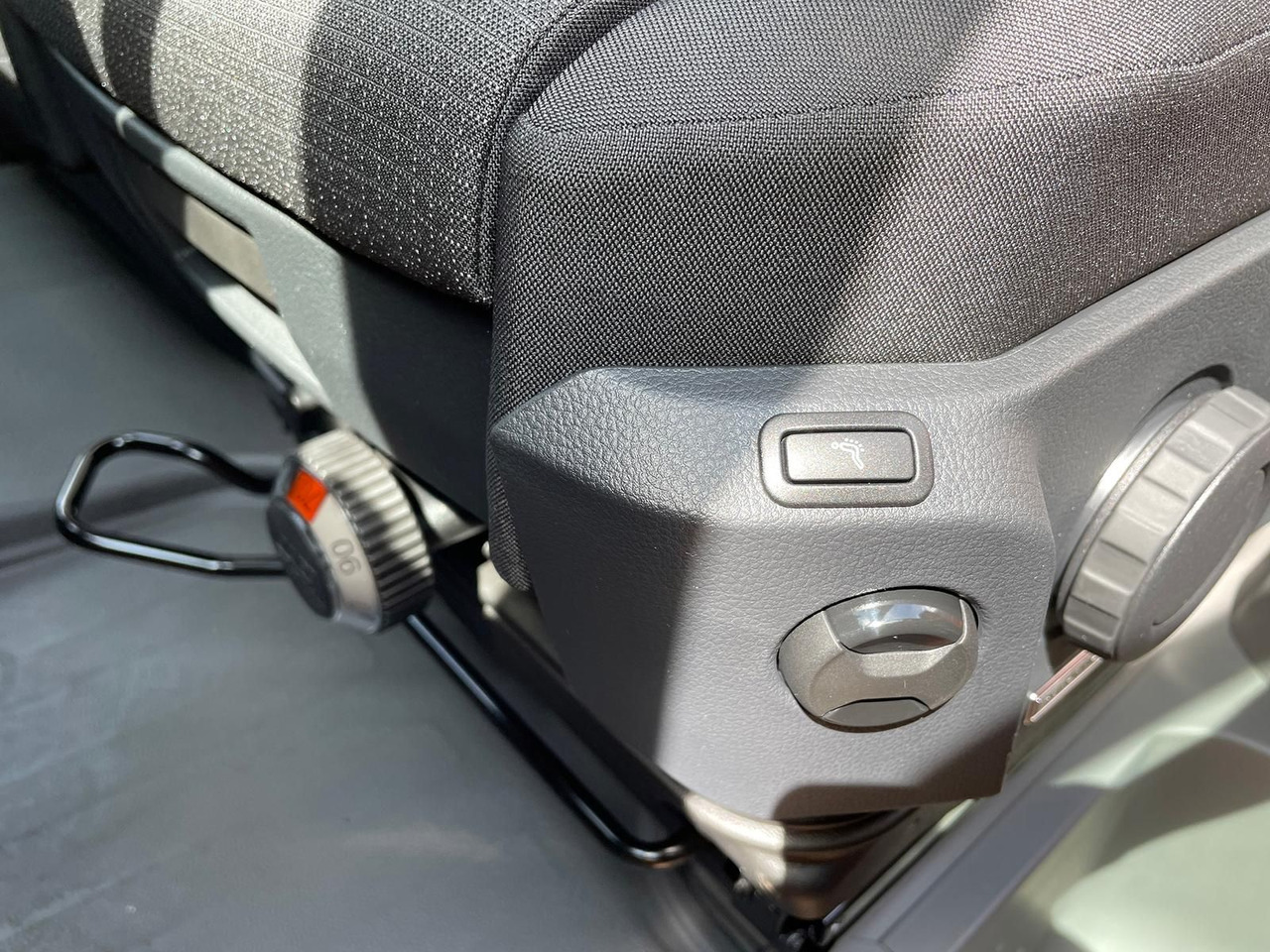 Coche MAN TGE 3.180 L3H3 Kasten STANDHZ ACC NAVI KAMERA: foto 27 Coche MAN TGE 3.180 L3H3 Kasten STANDHZ ACC NAVI KAMERA: foto 27